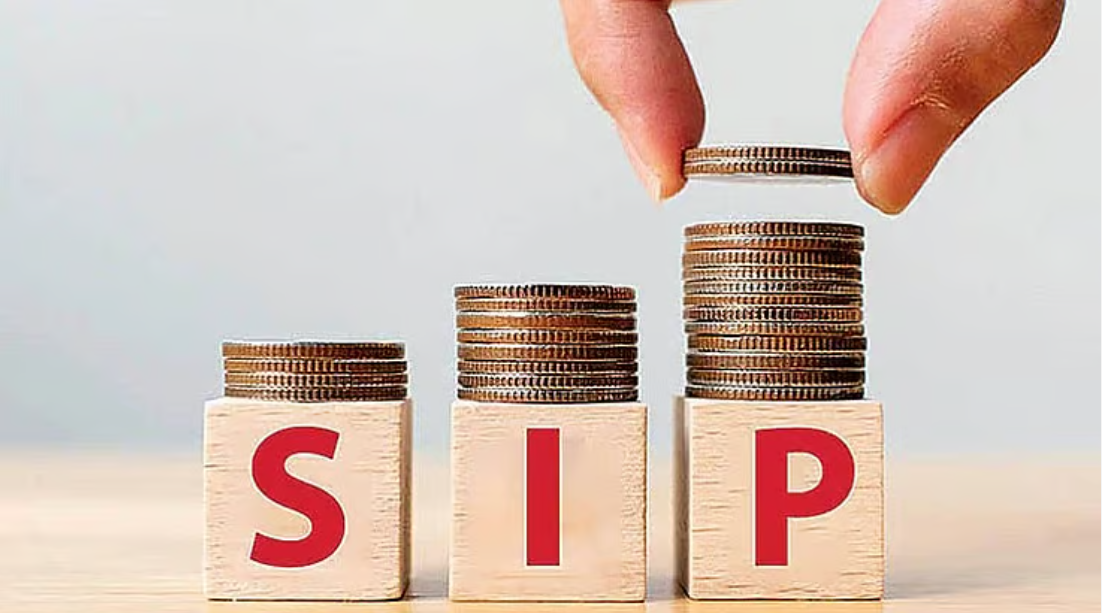 SIP முதலீட்டின் நீண்டகால வளர்ச்சி மற்றும் கூட்டு வட்டி.