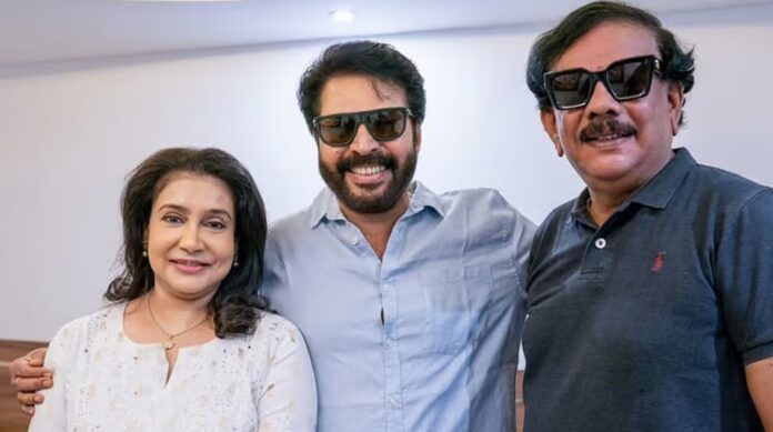 பிரியதர்ஷன் மற்றும் லிஸி ஒருவரையொருவர் பார்த்து புன்னகைக்கும் புகைப்படம்.