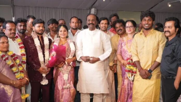வ.கௌதமன் மகள் நிச்சயதார்த்தத்தில் தமிழ் தேசிய பதாகைகள்