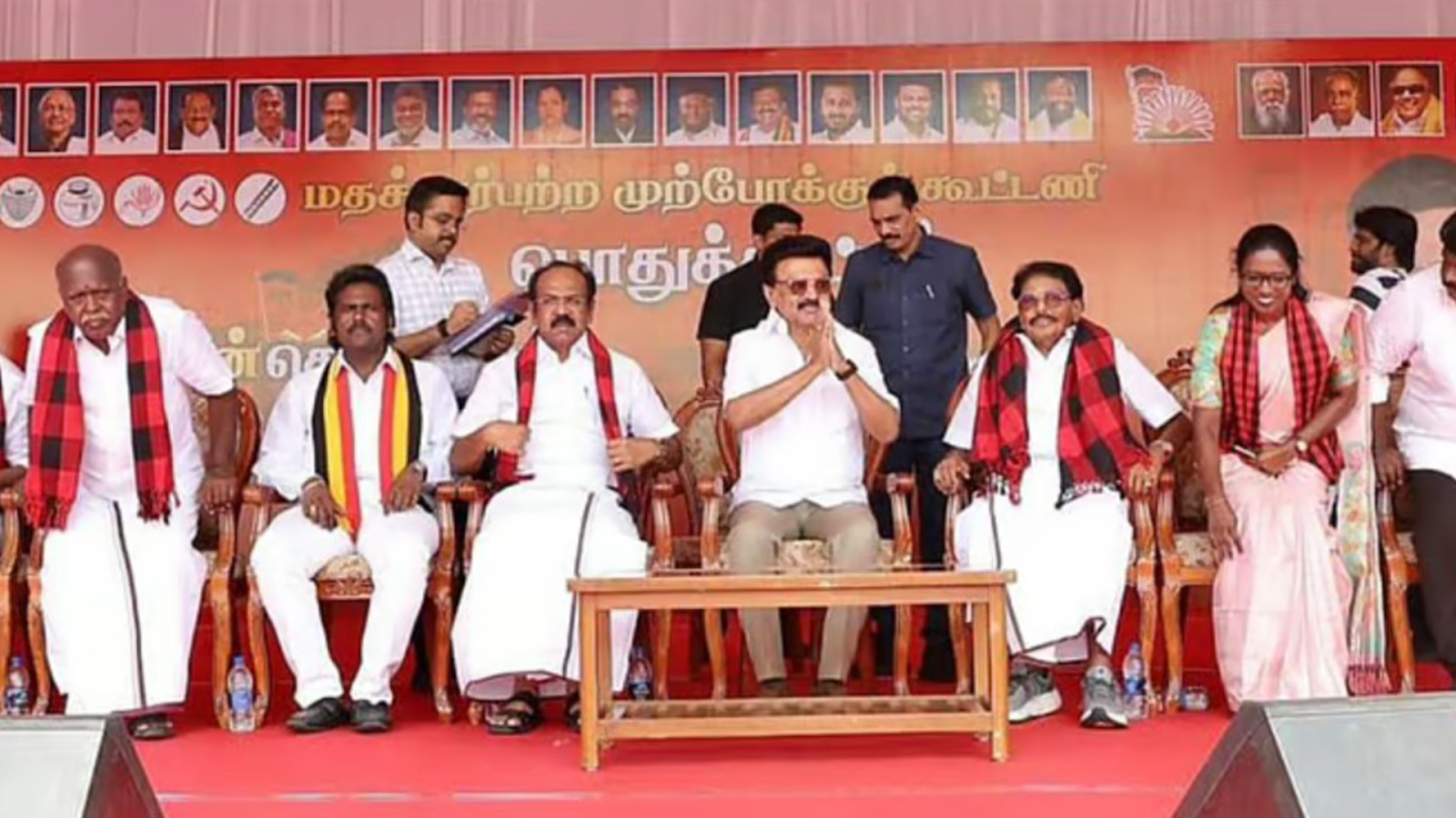 விருதுநகர் மக்கள் கூட்டம்.