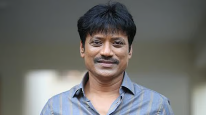 எஸ்.ஜே. சூர்யா மற்றும் பிரதீப் ரங்கநாதன் மேடையில் உரையாடுகின்றனர்