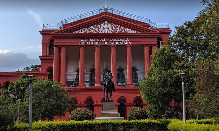 மாதவிடாய் விடுமுறையைக் குறிக்கும் ஒரு நாள்காட்டி