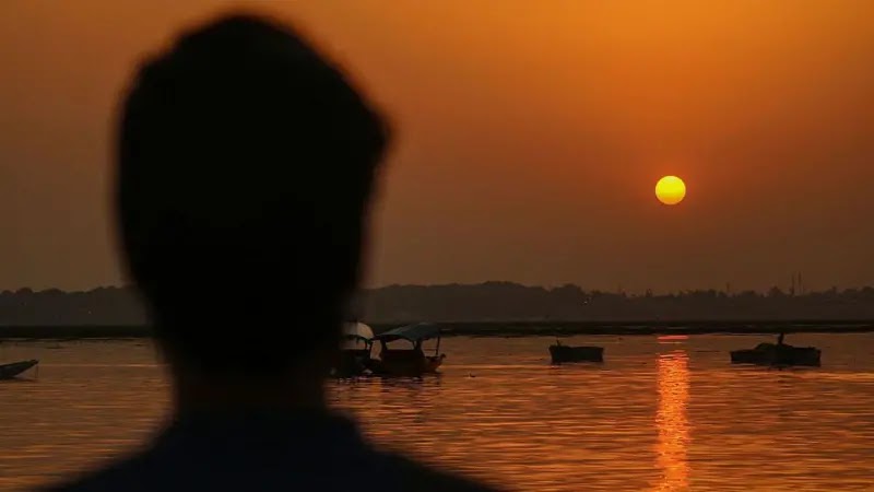 நகர்ப்புற வெப்பத் தீவு விளைவின் விளக்கப்படம்