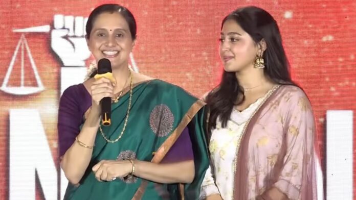 பிரசாந்த், தேவயாணி மகள் ப்ரியங்கா, ஹரி மற்றும் இயக்குநர் தியாகராஜன் ஆகியோர் 'ரஞ்சன்' பட வெளியீட்டு விழாவில்.