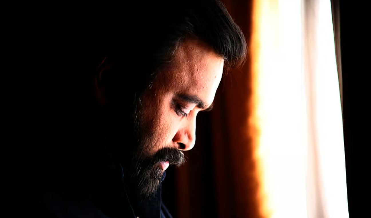 சசிகுமாரின் சமூக அக்கறை மற்றும் இலக்கிய ஈடுபாடு.